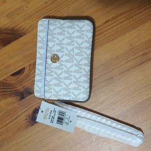 Michael Kors Wristlet NWT